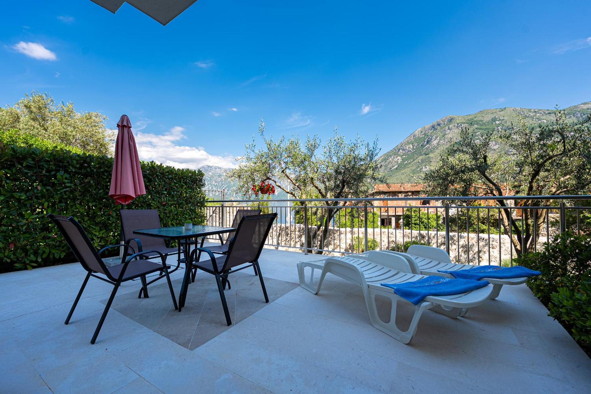 Hera Apartments Donji Stoliv Exteriér fotografie